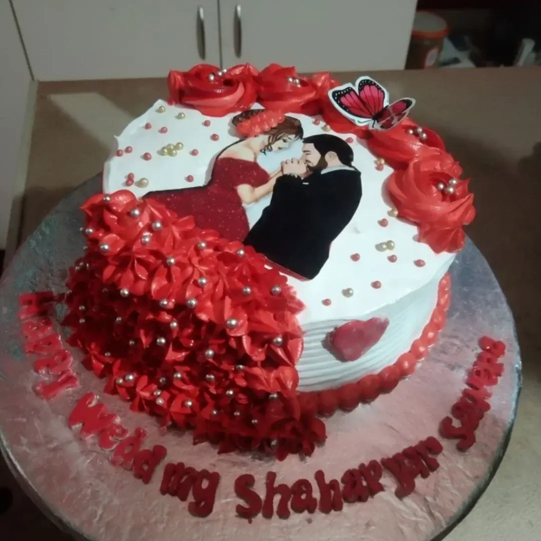 Couple Anniversary Cake