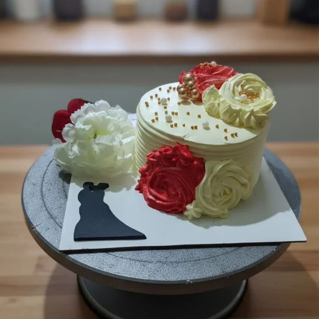 Wedding & Anniversary Floral Cake – Rose Buttercream Cake